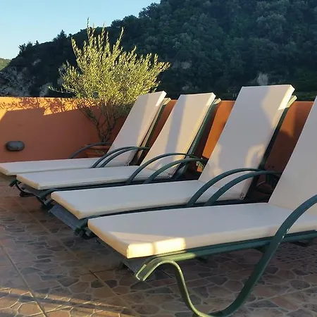 Alipa Beach Apartment Paleokastritsa Room photo